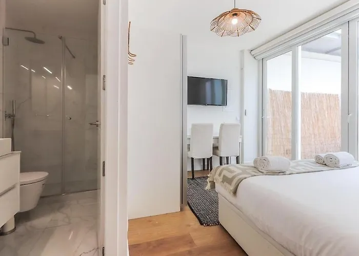 Principe Real Cozy Bright With Ac Apartment