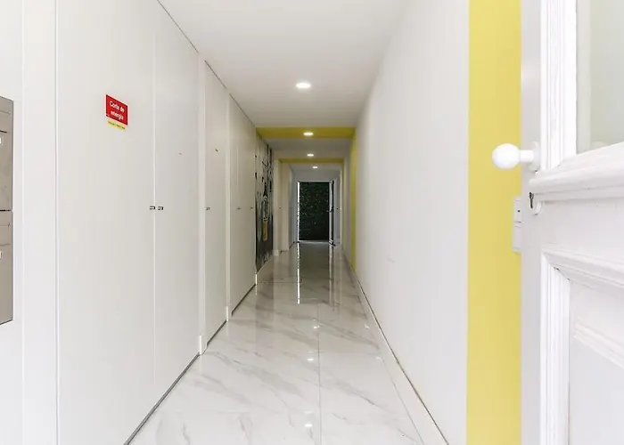 Principe Real Cozy Bright With Ac Διαμέρισμα *