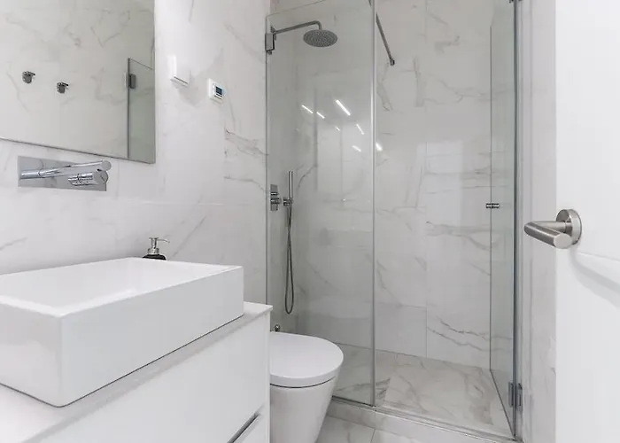 Principe Real Cozy Bright With Ac Διαμέρισμα *